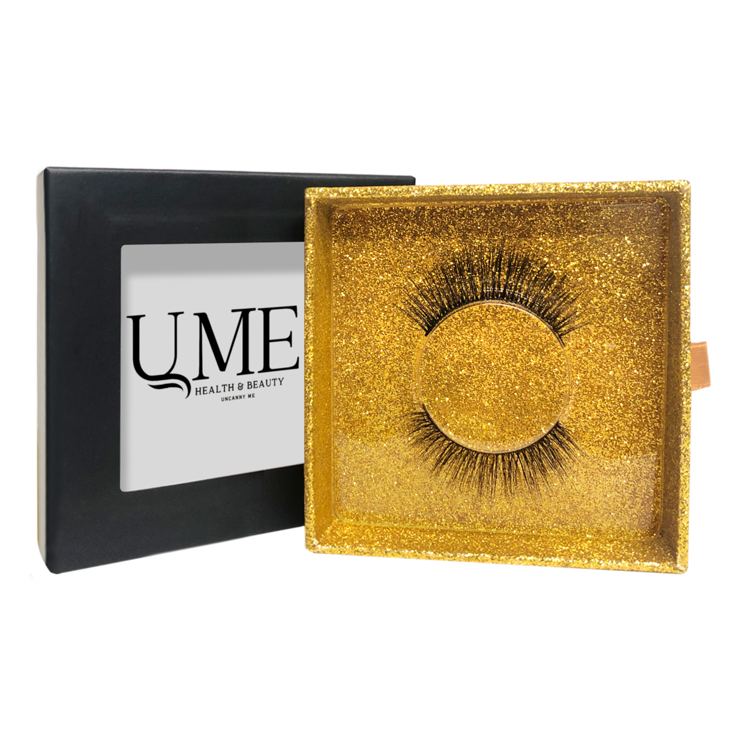 viaGlamour image of a Eyelashes